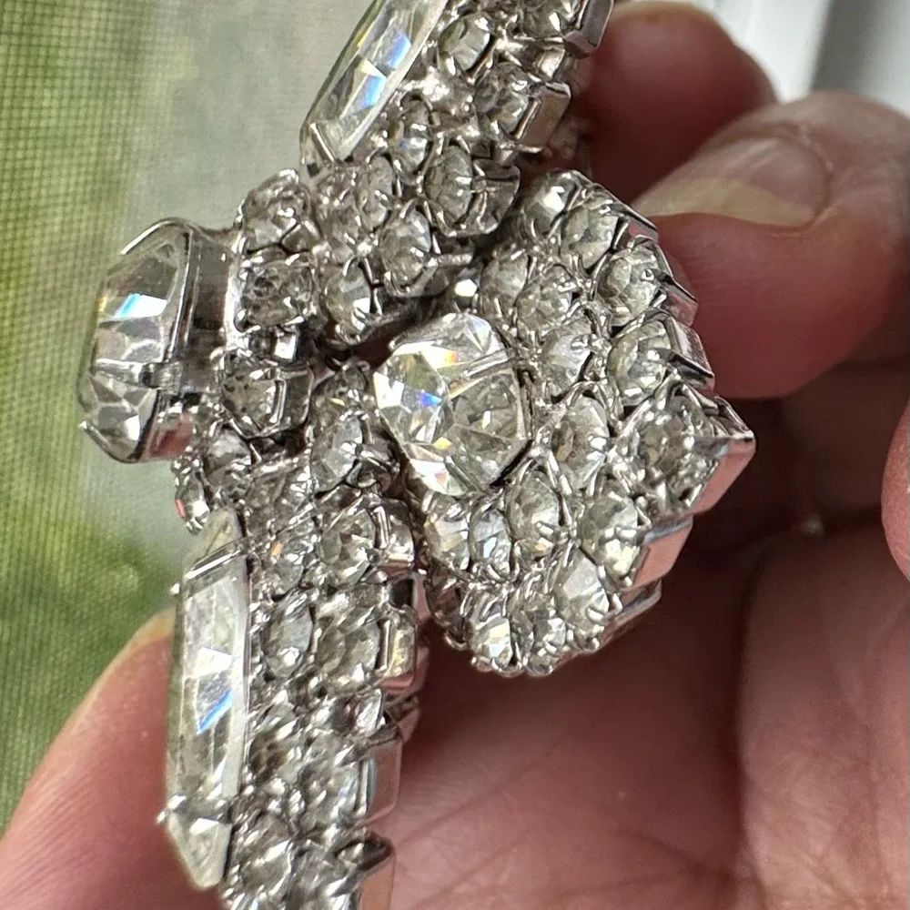 Vintage Sparkling Rhinestone Multilayered Starburst Brooch - Picture 4 of 7